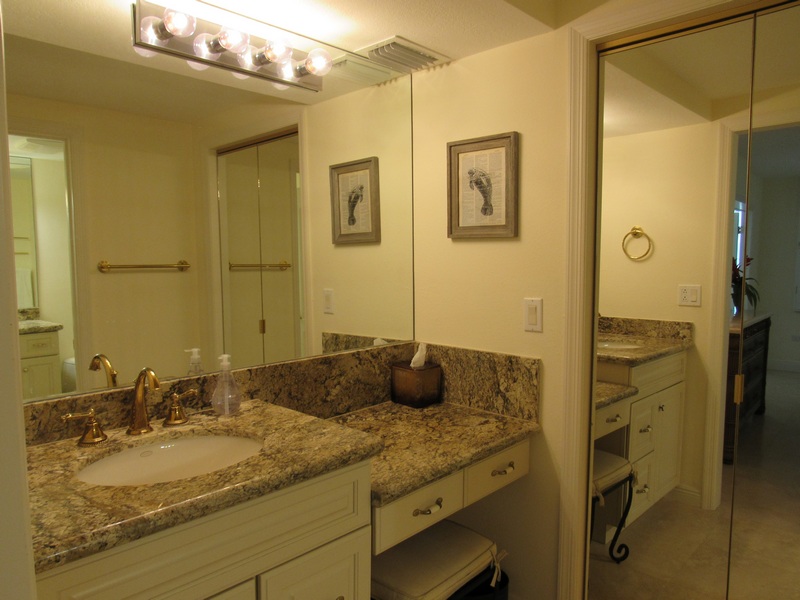 Master Vanity
